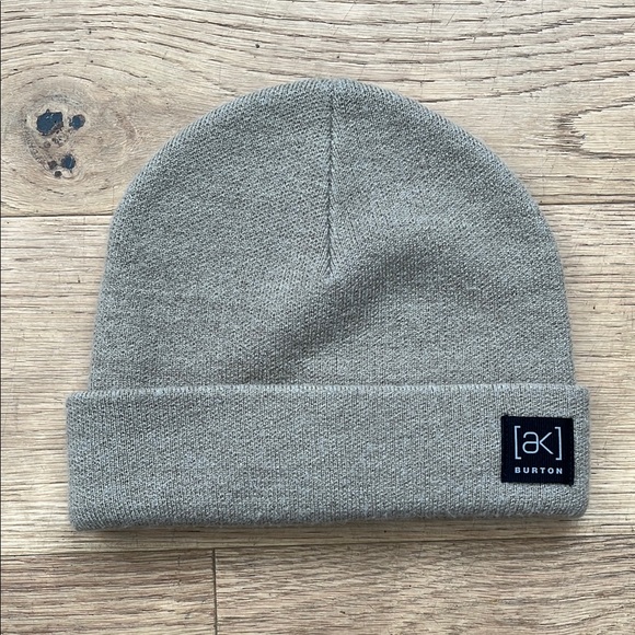 Burton AK Stagger Merino Wool Beanie / like new / khaki - Picture 2 of 5